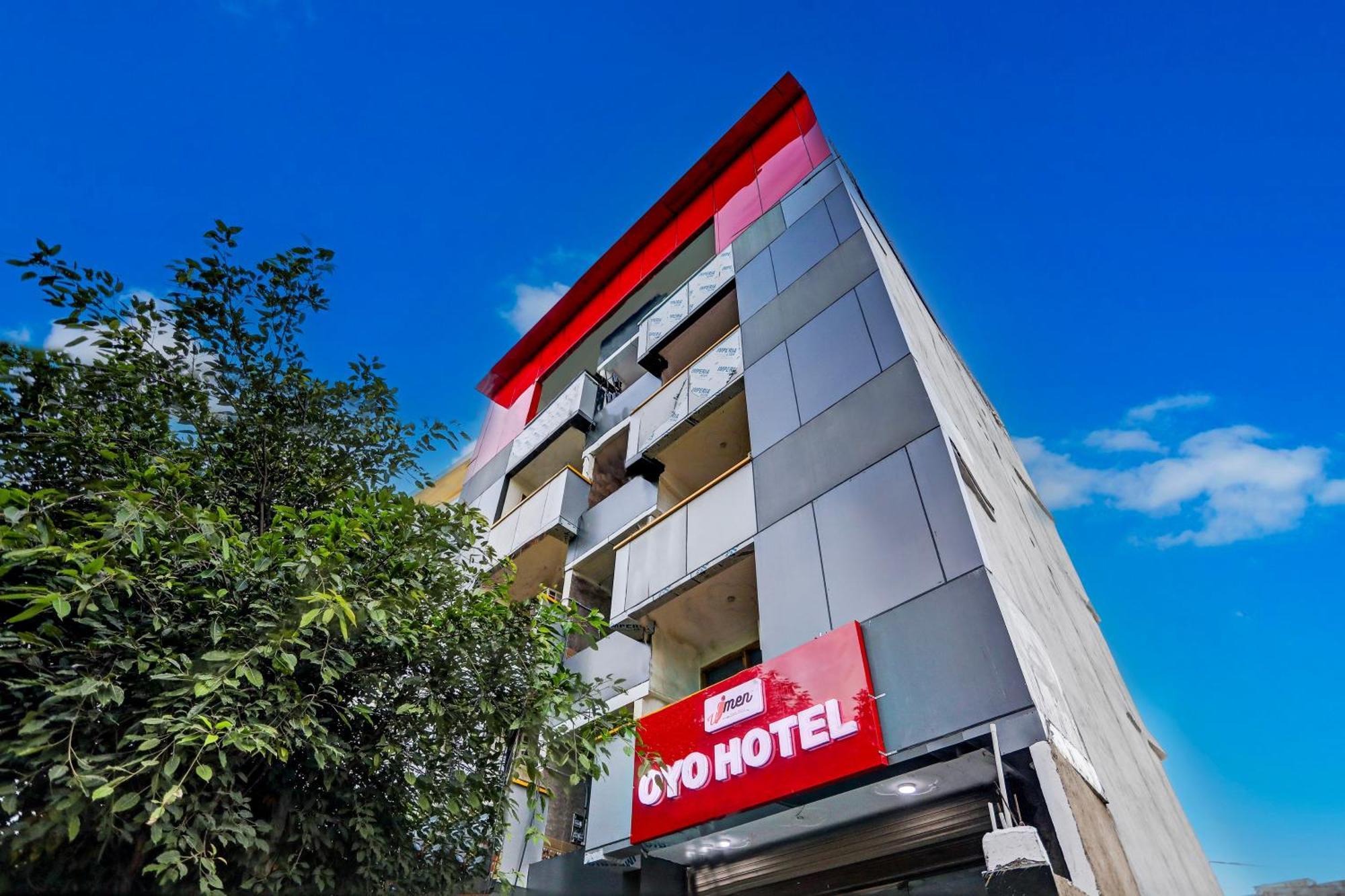Umen Hotel Nearest Sector 66 Noida Eksteriør bilde